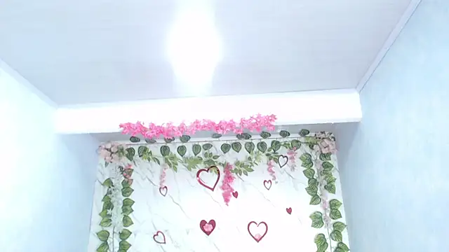 angelamanjarrezcm online show from December 20, 3:35 am