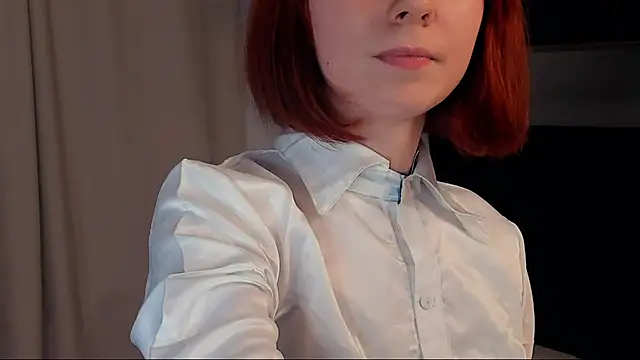 SaraAsberry online show from December 1, 7:30 pm