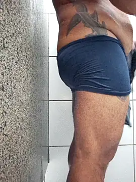 wakahoe online show from April 10, 11:04 am