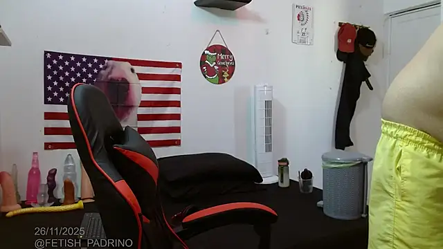 Snapshot of holegape chatting on November 27, 11:45 am holegape online show from November 27, 11:45 am