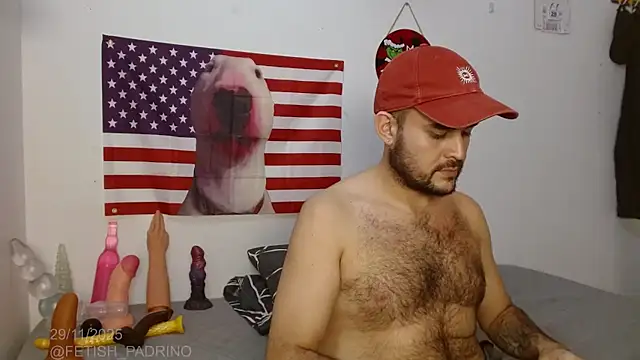 Snapshot of holegape chatting on November 29, 5:54 am holegape online show from November 29, 5:54 am