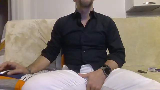 Eroshotlicker online show from April 16, 8:53 pm