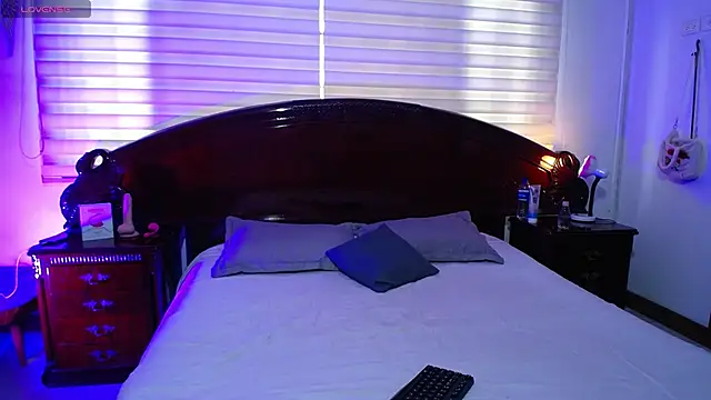 Snapshot of jacko_Charlotte chatting on November 30, 4:22 pm jacko Charlotte online show from November 30, 4:22 pm