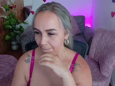 Aunty milf online show from February 5, 8:02 pm