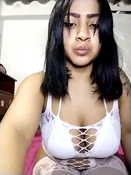 Snapshot of NiinaHans chatting on November 30, 4:27 am NiinaHans online show from November 30, 4:27 am