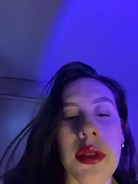 Samantafoxx  online show from April 7, 12:55 am