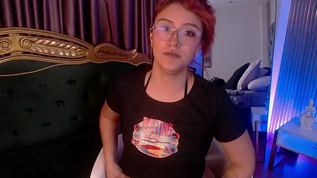 Snapshot of Violette_Fg chatting on November 27, 7:54 am Violette Fg online show from November 27, 7:54 am