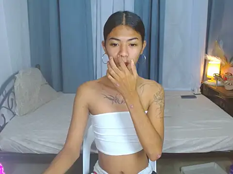 SamaraMillers online show from December 21, 7:48 am