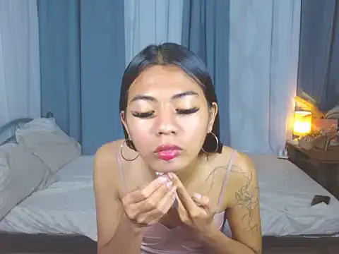 SamaraMillers online show from January 14, 1:55 am