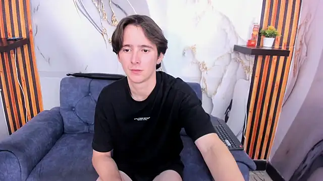 Aaron LatinMen2 online show from November 26, 3:40 am