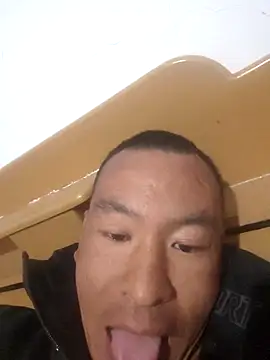 Snapshot of Adandan01 chatting on November 27, 9:33 am Adandan01 online show from November 27, 9:33 am