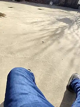 Snapshot of Adandan01 chatting on November 30, 3:43 am Adandan01 online show from November 30, 3:43 am