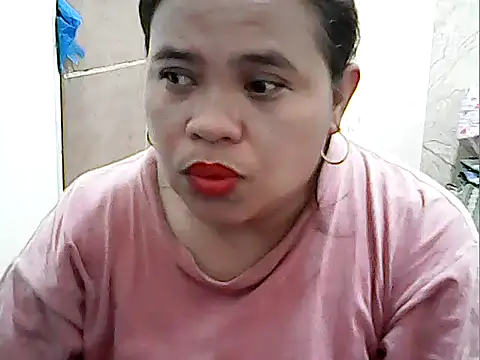 Snapshot of cutechubby chatting on December 16, 6:29 am cutechubby online show from December 16, 6:29 am