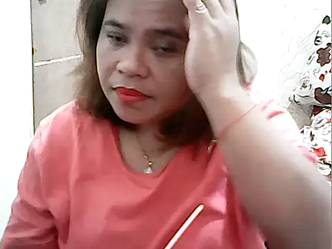 Snapshot of cutechubby chatting on January 10, 10:03 pm cutechubby online show from January 10, 10:03 pm