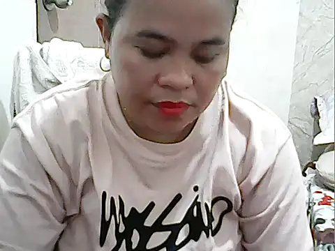 cutechubby online show from March 29, 12:10 am