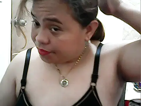 cutechubby online show from April 5, 10:40 pm