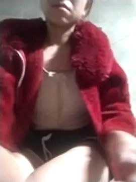 tieutam122 online show from February 26, 10:53 pm