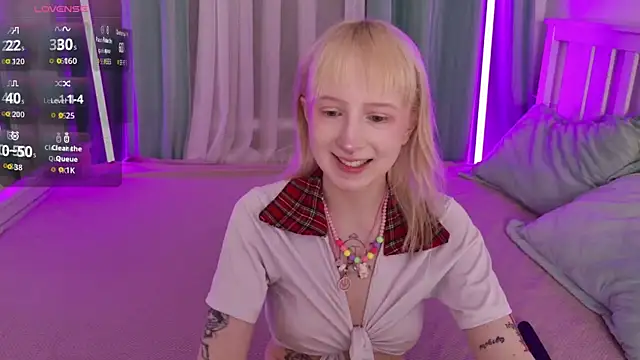 Snapshot of _Babyface_ chatting on July 12, 12:18 pm Babyface online show from July 12, 12:18 pm