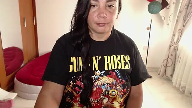 vivian-milf online show from December 18, 12:44 pm