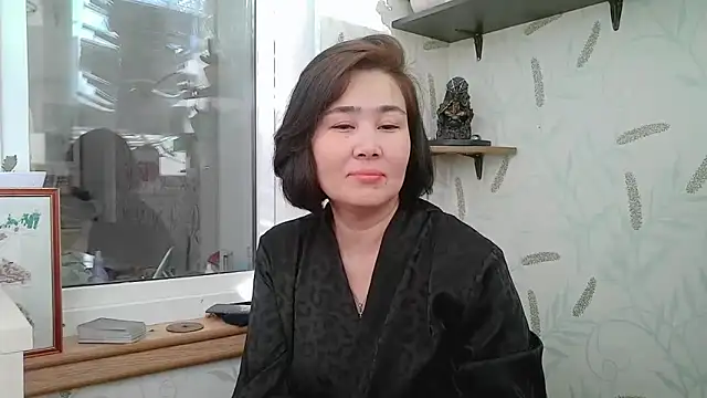 Nettie Allie online show from December 15, 8:51 am