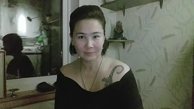 Nettie Allie online show from December 18, 9:10 pm