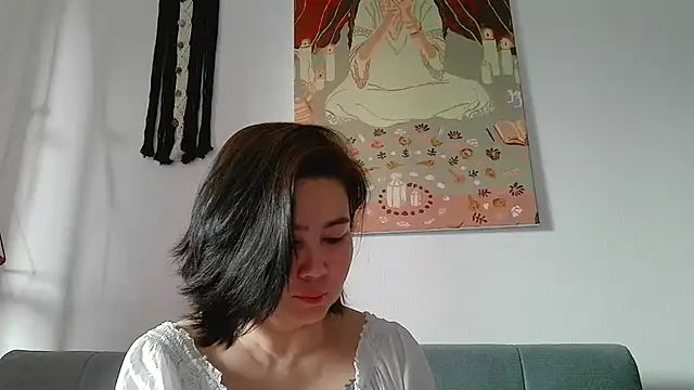 Nettie Allie online show from March 12, 8:31 am