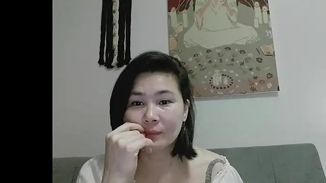 Nettie Allie online show from March 22, 11:19 pm