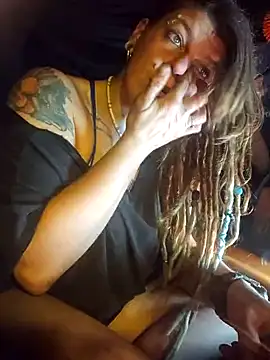 Horny hippie online show from March 2, 12:31 am