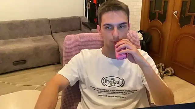 joshnovaq online show from July 8, 10:14 pm