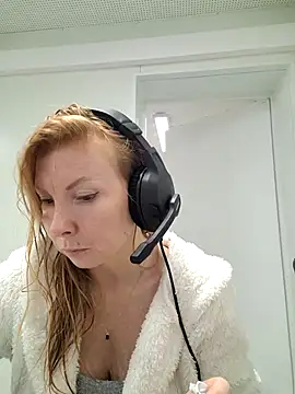 JenyJansy online show from December 2, 6:03 pm