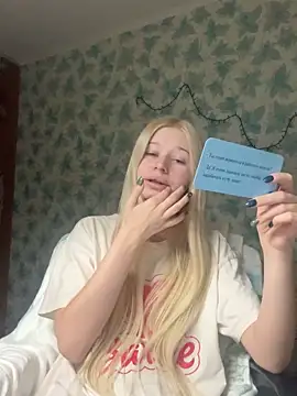 Barbie Blondie online show from March 11, 4:02 pm