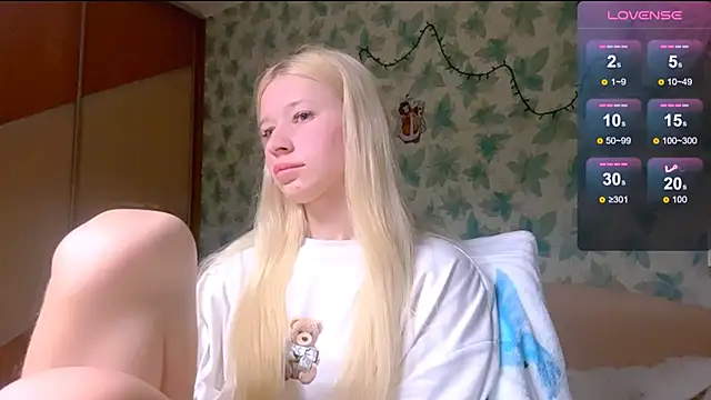 Barbie Blondie online show from March 30, 5:25 pm