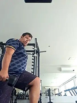 Snapshot of Leoon98 chatting on February 25, 3:10 pm Leoon98 online show from February 25, 3:10 pm