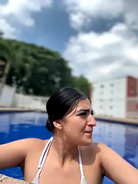 Snapshot of allisonn_parker26 chatting on December 3, 6:28 pm allisonn parker26 online show from December 3, 6:28 pm