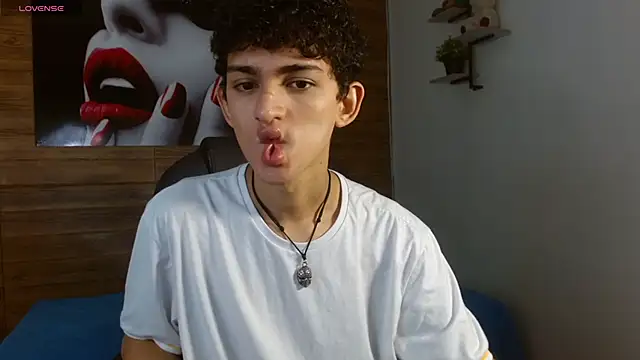 Michaelkoiv online show from December 16, 12:21 pm