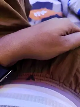 Snapshot of ishan2026 chatting on December 3, 4:05 pm ishan2026 online show from December 3, 4:05 pm