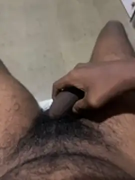 Snapshot of jare692001 chatting on November 25, 7:47 pm jare692001 online show from November 25, 7:47 pm