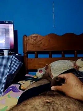 Snapshot of ciro860218 chatting on December 5, 6:00 am ciro860218 online show from December 5, 6:00 am