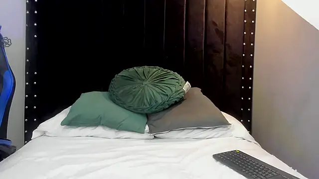 Bryan robayo5 online show from January 10, 11:23 am