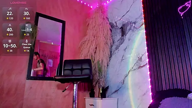 Snapshot of All_fetiche chatting on November 29, 12:52 pm All fetiche online show from November 29, 12:52 pm