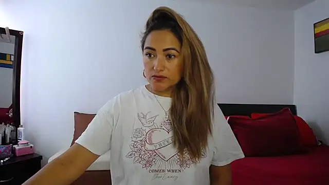 ximenaxcite19 online show from April 13, 12:32 pm