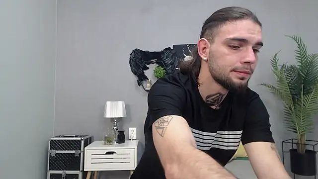 KaneHunter online show from December 4, 9:12 pm