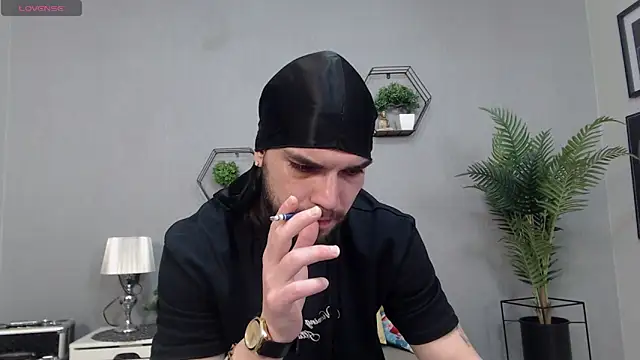 KaneHunter online show from March 5, 7:43 pm