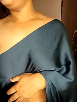 Snapshot of Rumpa-10 chatting on February 28, 6:53 pm Rumpa-10 online show from February 28, 6:53 pm