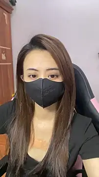 Lunamoon68 online show from April 18, 4:16 am