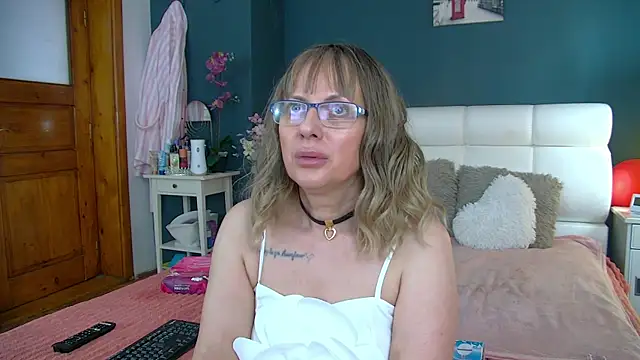 Cougar Milff online show from April 5, 2:03 pm