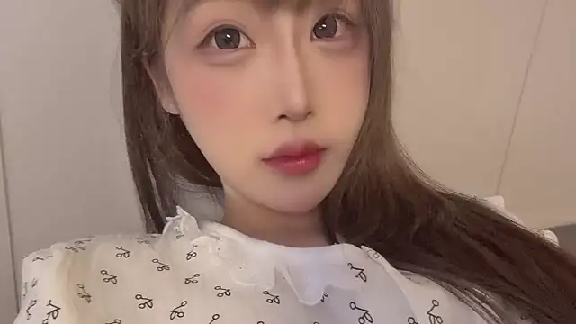 wanou33669 online show from December 20, 1:51 pm