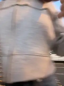 Zoe mayers online show from December 1, 4:56 pm