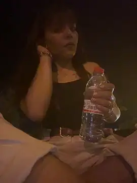Snapshot of Zoe_mayers chatting on May 28, 9:34 pm Zoe mayers online show from May 28, 9:34 pm