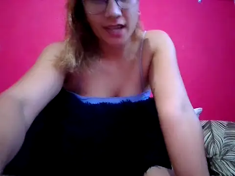 AcidSweet online show from January 8, 3:25 pm